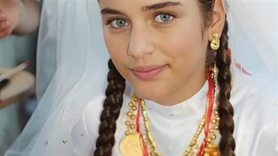 بنتي حامل كامله